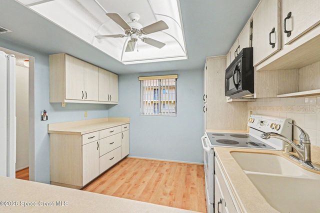 3210 N Harbor City Boulevard 209, Melbourne, FL 32935