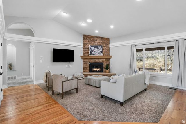 2080 SPRING OAKS DR, Springville, UT 84663