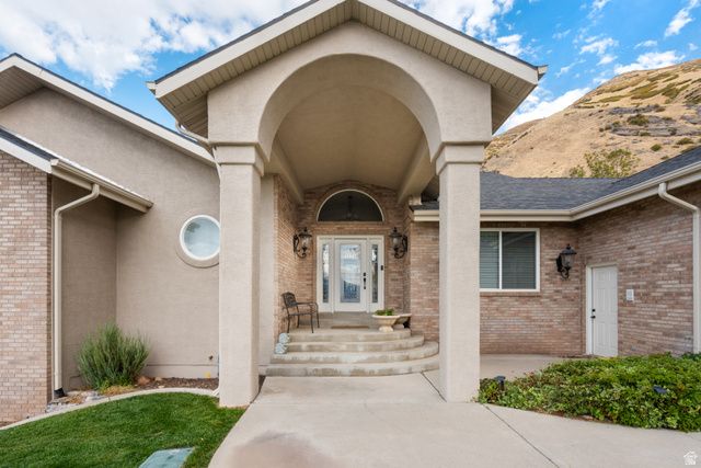 2080 SPRING OAKS DR, Springville, UT 84663