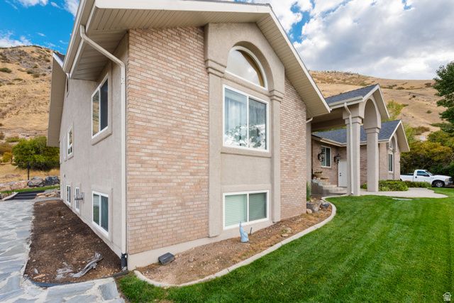 2080 SPRING OAKS DR, Springville, UT 84663