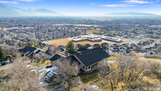 2080 SPRING OAKS DR, Springville, UT 84663