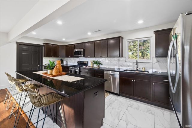 576 N Hartstrait Road, Bloomington, IN 47404
