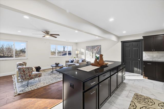 576 N Hartstrait Road, Bloomington, IN 47404