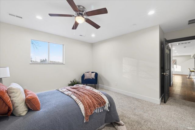 576 N Hartstrait Road, Bloomington, IN 47404