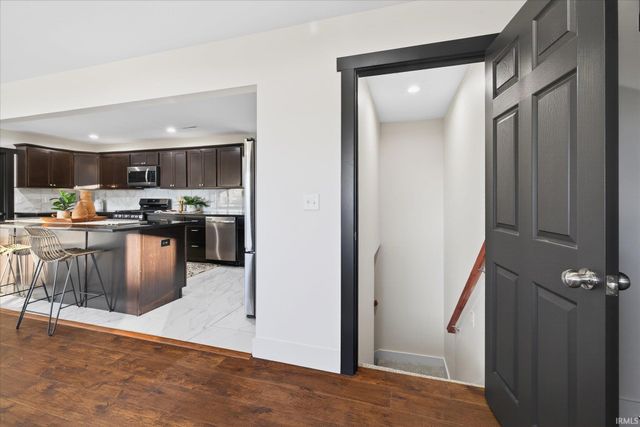 576 N Hartstrait Road, Bloomington, IN 47404