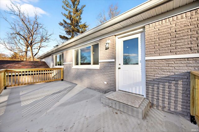 576 N Hartstrait Road, Bloomington, IN 47404