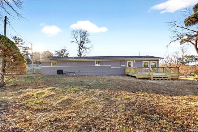 576 N Hartstrait Road, Bloomington, IN 47404