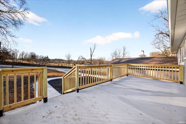576 N Hartstrait Road, Bloomington, IN 47404