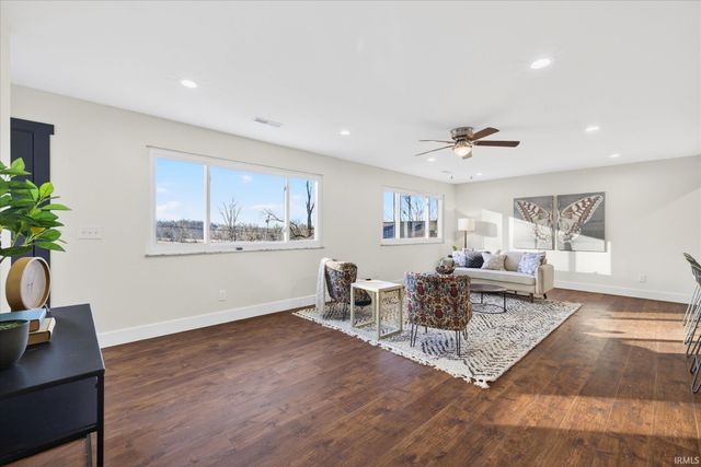 576 N Hartstrait Road, Bloomington, IN 47404