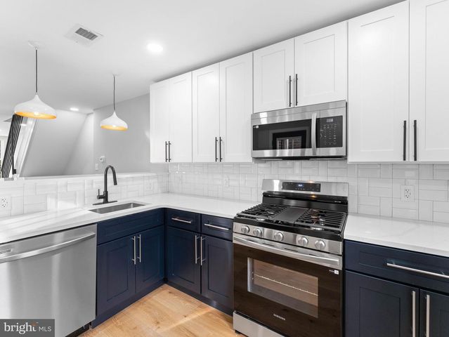 5846 LEBANON AVE, Philadelphia, PA 19131