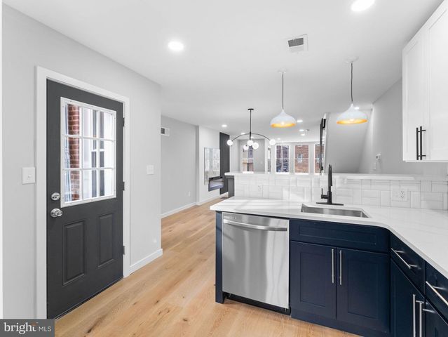 5846 LEBANON AVE, Philadelphia, PA 19131