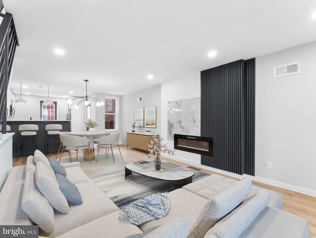 5846 LEBANON AVE, Philadelphia, PA 19131