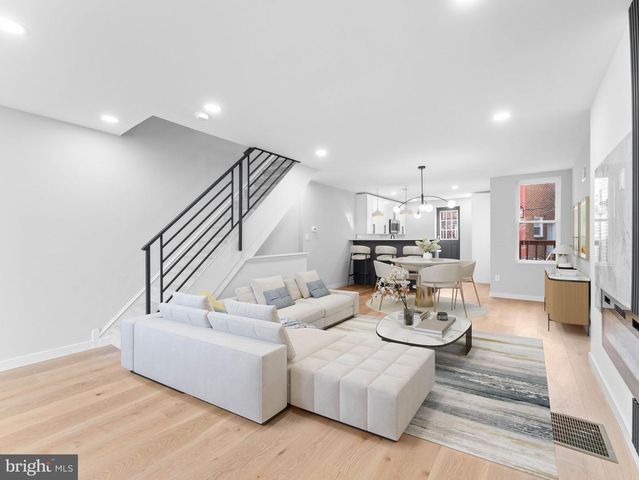 5846 LEBANON AVE, Philadelphia, PA 19131