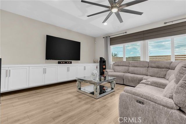 5264 Darwin, Fontana, CA 92336