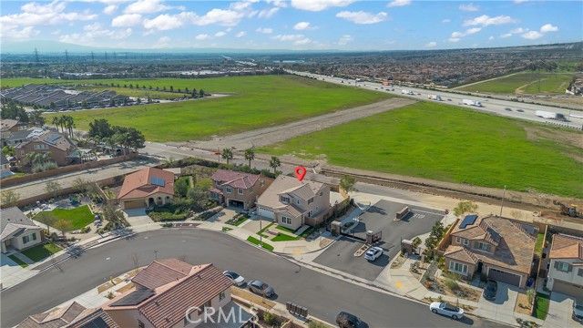 5264 Darwin, Fontana, CA 92336