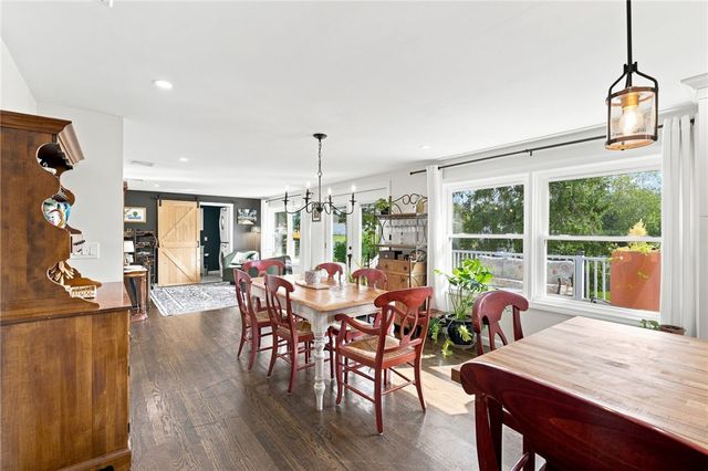 8 Elmhurst Drive, Smithfield, RI 02828