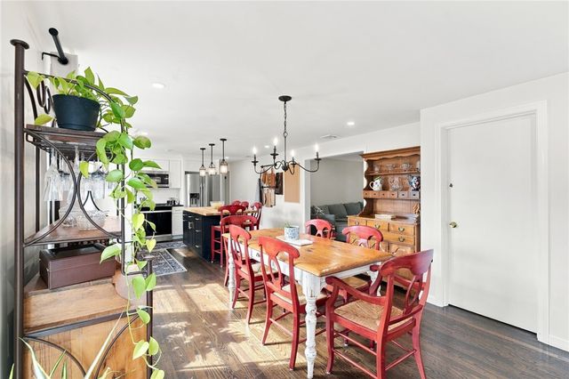 8 Elmhurst Drive, Smithfield, RI 02828
