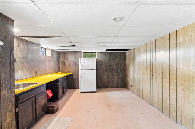 8 Elmhurst Drive, Smithfield, RI 02828