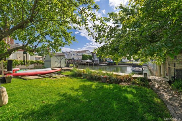 34 Seabreeze Road, Massapequa, NY 11758