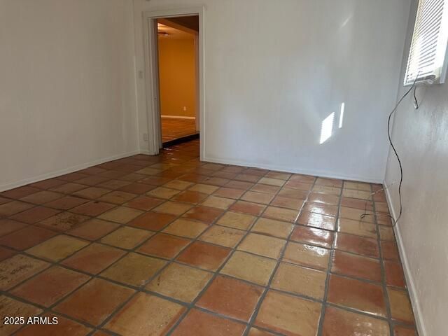 1025 W 12TH Place, Tempe, AZ 85281