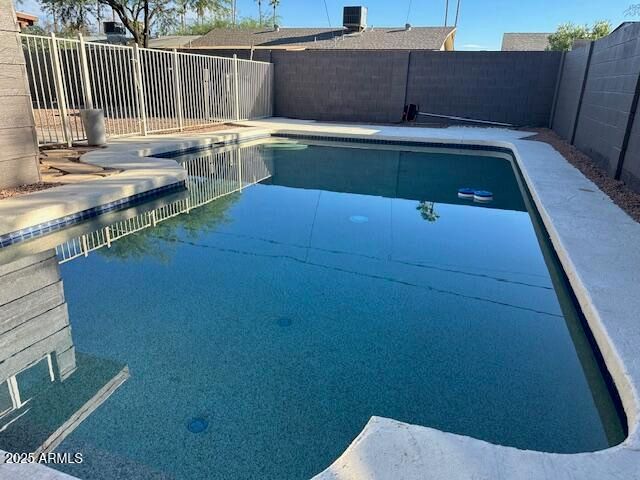 1025 W 12TH Place, Tempe, AZ 85281