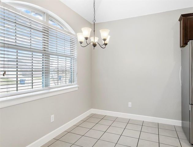 304 Country Crossing Circle, Magnolia, TX 77354