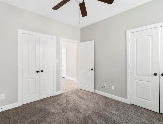 304 Country Crossing Circle, Magnolia, TX 77354