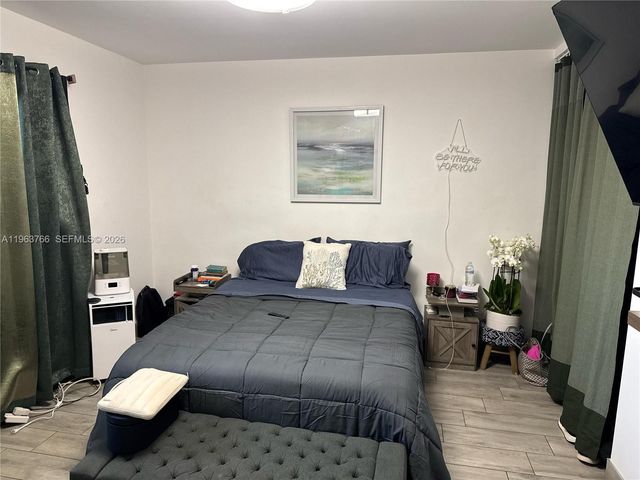 2538 Sherman St, Hollywood, FL 33020