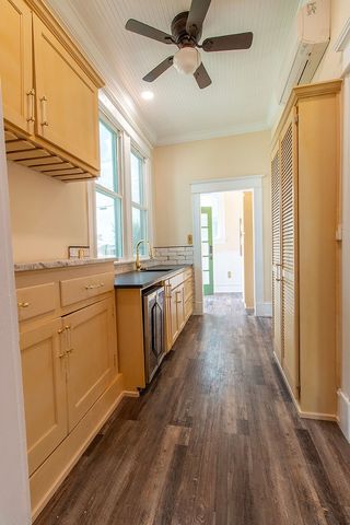 2420 Colcord Avenue, Waco, TX 76707