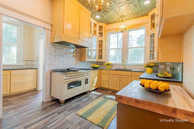 2420 Colcord Avenue, Waco, TX 76707