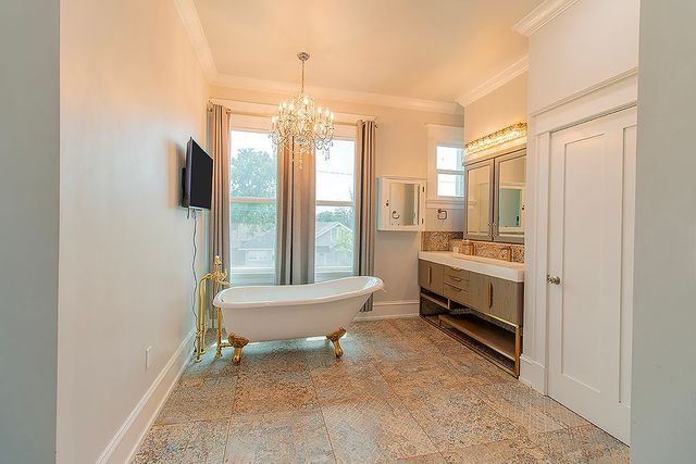 2420 Colcord Avenue, Waco, TX 76707