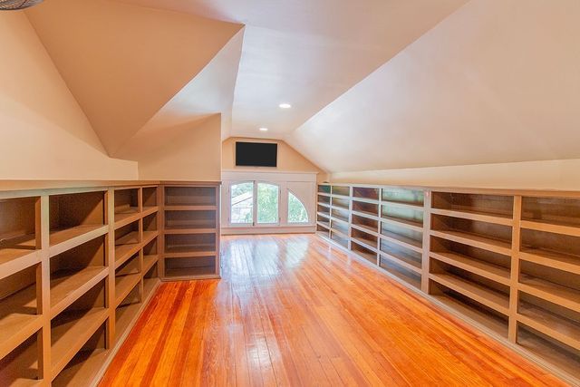 2420 Colcord Avenue, Waco, TX 76707