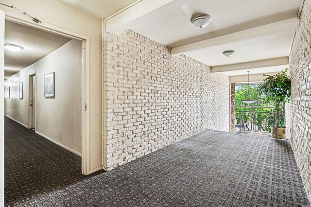 734 W Kilgore Road 303, Kalamazoo City, MI 49008