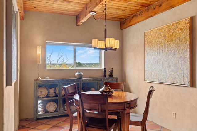 320 Artist 58, Santa Fe, NM 87501
