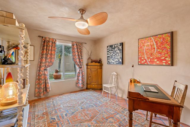 320 Artist 58, Santa Fe, NM 87501