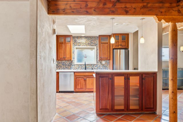 320 Artist 58, Santa Fe, NM 87501