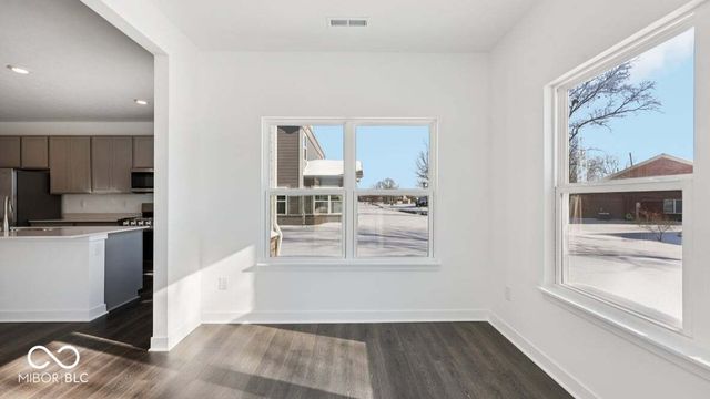 8083 Wesleyan Drive, Avon, IN 46123