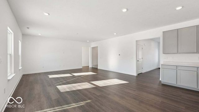 8083 Wesleyan Drive, Avon, IN 46123