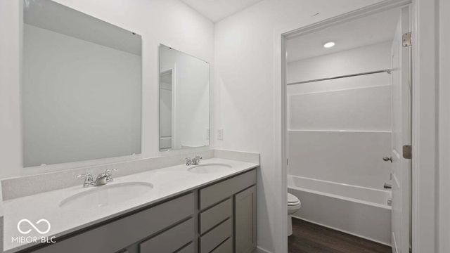 8083 Wesleyan Drive, Avon, IN 46123