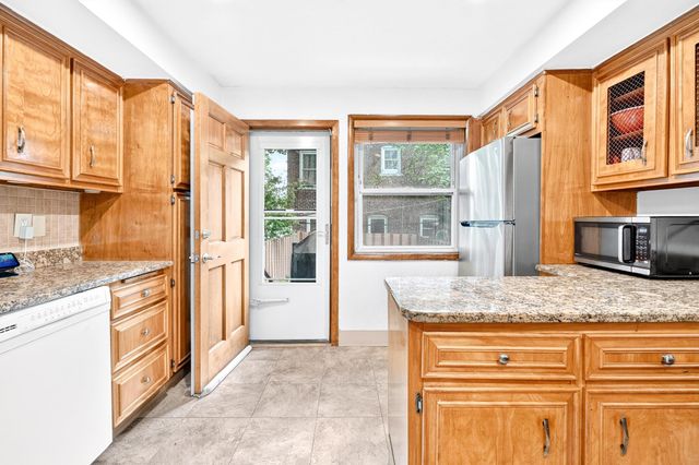 51 BOYD AVE, Jc, West Bergen, NJ 07304