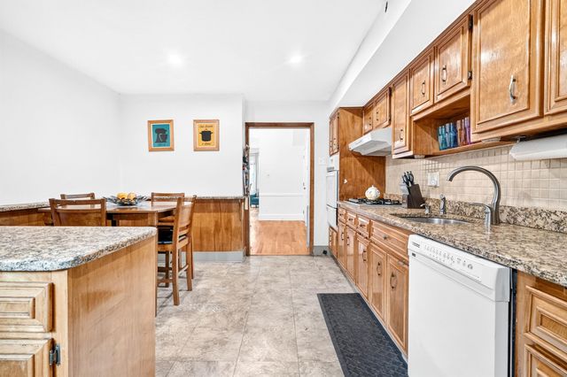 51 BOYD AVE, Jc, West Bergen, NJ 07304