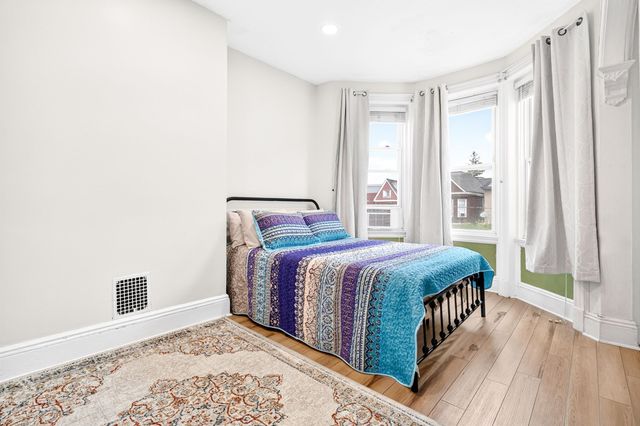 51 BOYD AVE, Jc, West Bergen, NJ 07304
