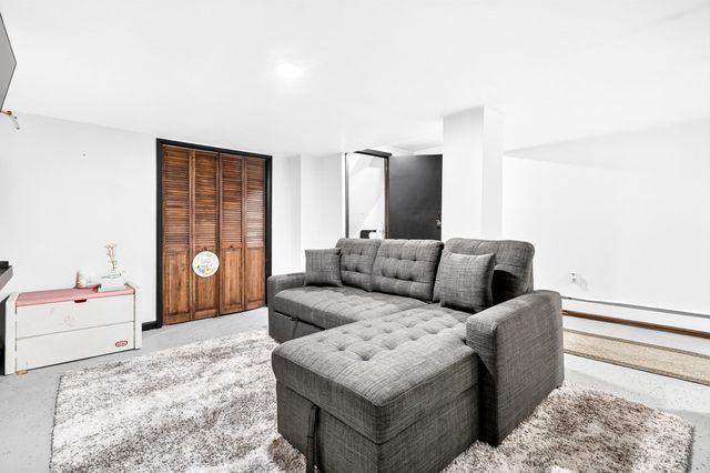 51 BOYD AVE, Jc, West Bergen, NJ 07304