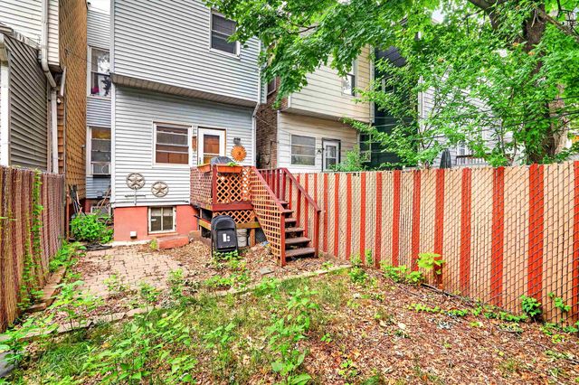 51 BOYD AVE, Jc, West Bergen, NJ 07304