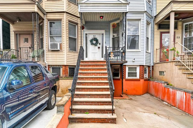 51 BOYD AVE, Jc, West Bergen, NJ 07304
