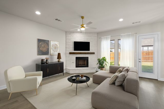 2608 Lila, Burleson, TX 76028