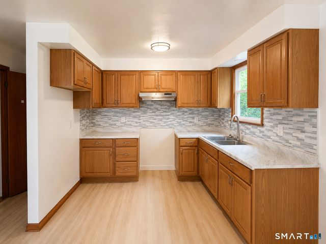 98 Hartley Drive, Waterbury, CT 06705