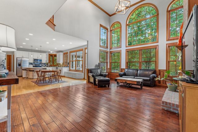 2621 Northmont Drive, Blacklick, OH 43004