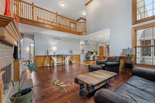 2621 Northmont Drive, Blacklick, OH 43004
