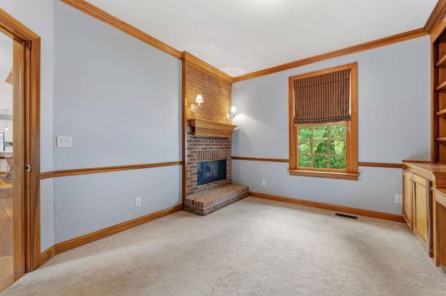 2621 Northmont Drive, Blacklick, OH 43004